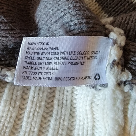 GENUINE Kids OSHKOSH White & Gray Knit poncho 5T - Picture 9 of 9